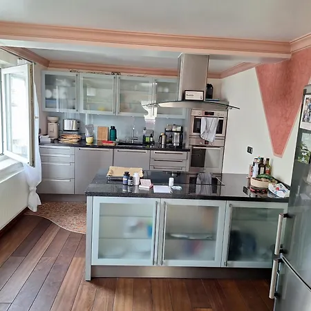 Wolfuehloase Apartman *